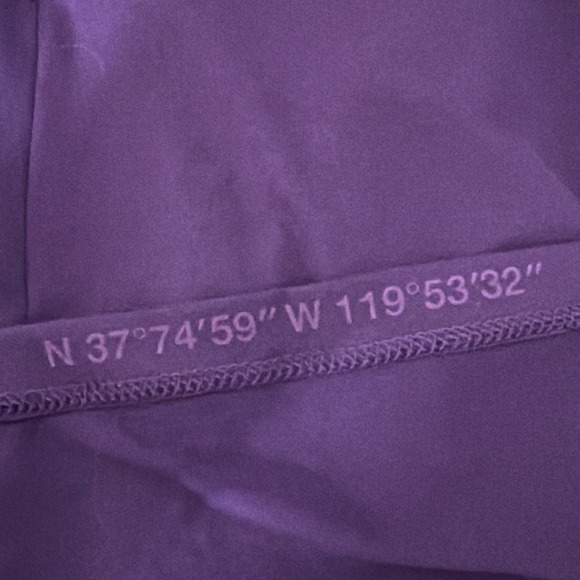 The North Face Dune Sky Short Sleeve Top Women's (see measurements) - Picture 8 of 8